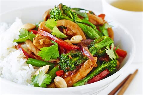 chinese almond chicken stir-fry