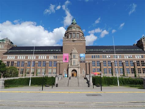 The Naturhistoriska Riksmuseet ~ Across the Pond