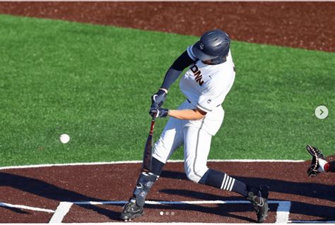 Baseball: Huskies dominate at home, shut out Boston College in big win ...