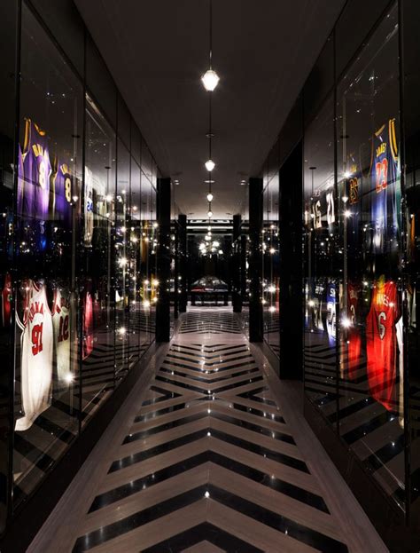 PHOTOS: A look inside Drake's multi-million dollar Toronto mansion - YOMZANSI. Documenting THE ...