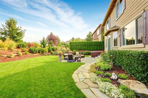 Garden Trends We Love in Indianapolis | Backyard landscaping, Backyard ...