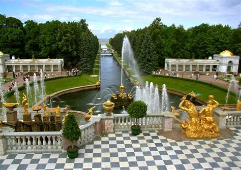 Peterhof | Palace, Gardens & Fountains | Britannica