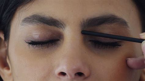 Watch Everything You Need to Know About Shaping Your Eyebrows | Glamour ...