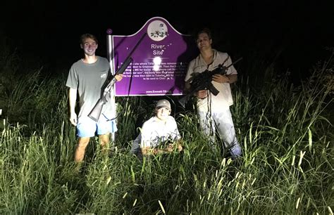 Fraternity Suspends Students Who Posed In Front Of Emmett Till Memorial ...