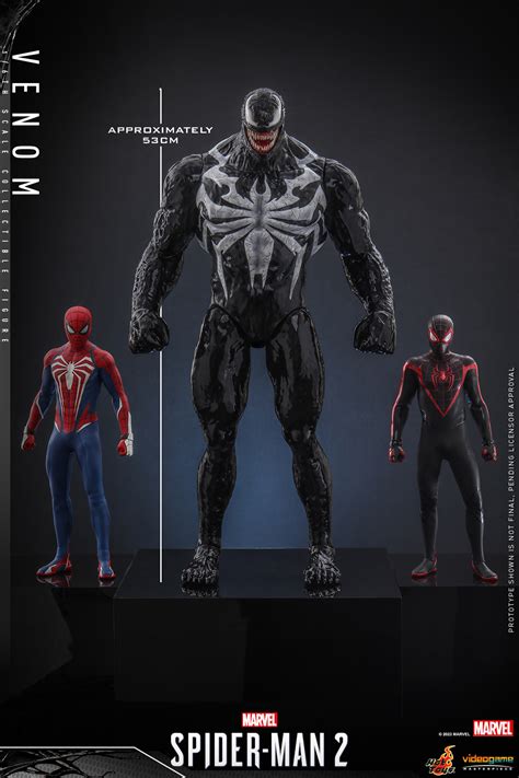 New Hot Toys Venom Figure Gives You 21 Inches Of The Slimy Symbiote ...