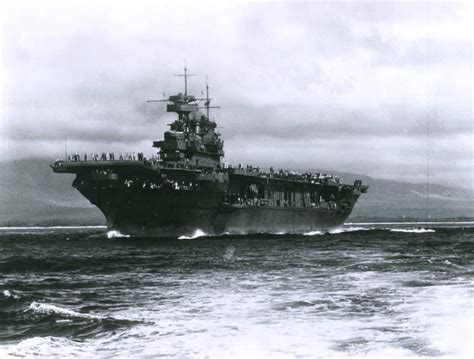 USS Enterprise (CV-6) in the Pacific, 1941 or 1942. Naval History, Military History, Poder Naval ...