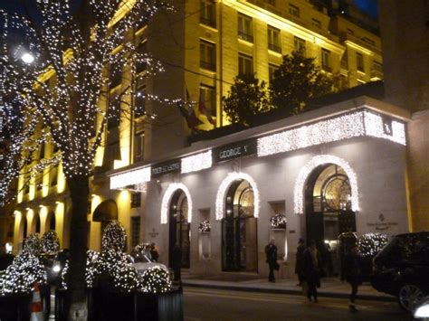 Holiday Magic at Four Season’s Hotel George V | Paris