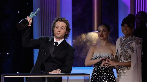 Jeremy Allen White on SAG Awards Speech About Feeling Less Lonely ...