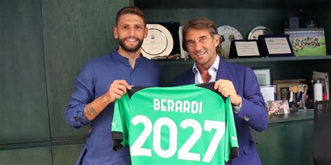 Official: Berardi signs new Sassuolo contract - Football Italia