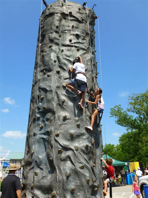 Houston Party Rentals and Family Fun Events: Rock Climbing Wall for Parties in Houston