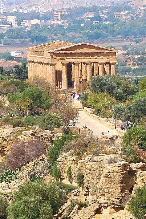 Scrumpdillyicious: Agrigento: Sicily's Spectacular Valley of the Temples