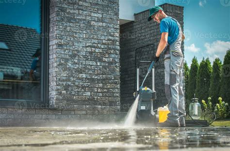 Pressure Washer Cleaning 24635002 Stock Photo at Vecteezy