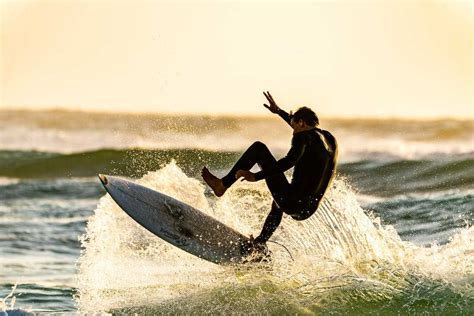 Surfing in Cape Town - Top 10 Surfing Spots - Holidify