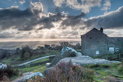 Setting sun over Brimham Rocks | Brimham Rocks are balancing… | Flickr