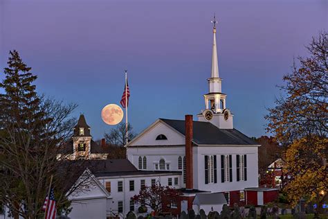 Chelmsford Ma Super Moon Photograph by Larry Richardson