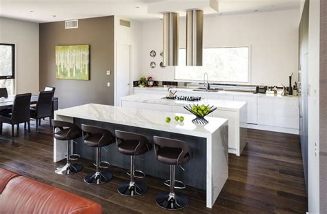 19 Irresistible Modern Kitchen Islands That Will Make You Say Wow