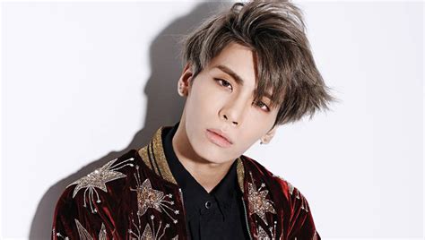 Kim Jonghyun's Death Is A Wake-Up Call For The K-pop Industry - 8days