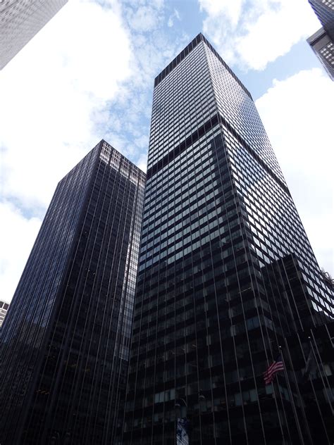 NEW YORK | 277 Park Avenue | 687' Roof | 50 FLOORS | 1964 ...