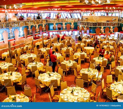 Cruise Ship Restaurant - Cruise Gallery