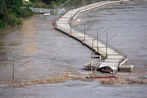 Photo Essay: Brisbane Flooding January 2011 | Scoop News