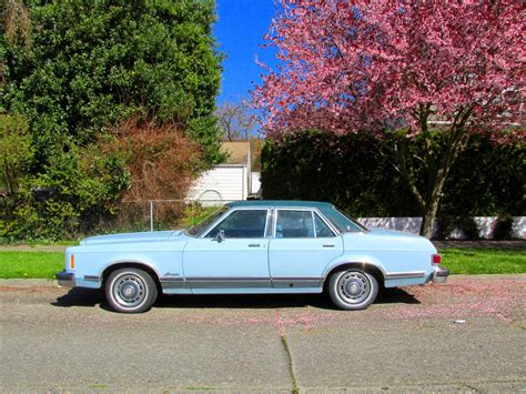 Seattle's Classics: 1978 Ford Granada