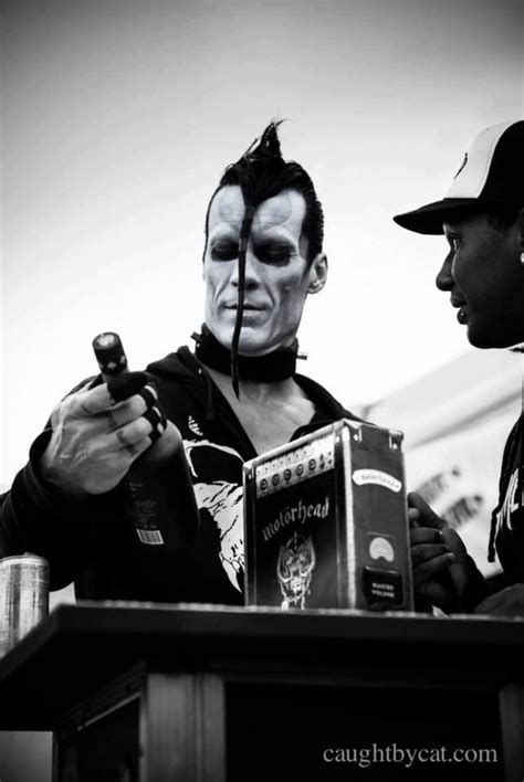 42 best images about Horror punk on Pinterest | Timeline covers ...