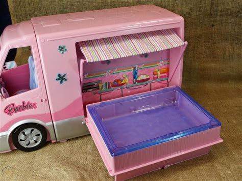 barbie camper met zwembad - Google zoeken | Zwembad, Camper, Barbie