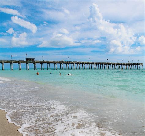 A Guide to Venice's 14 Miles of Beaches | Sarasota Magazine