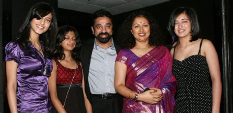 Akshara Haasan Weight, Age, Biography, Wiki, Husband, Affair, Family ...