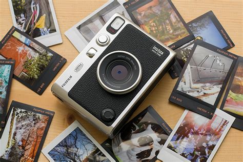 Fujifilm launches Instax Mini Evo at Rs 22,999 | Fujifilm Insta Mini Evo कैमरा हुआ लॉन्च, फोटो ...