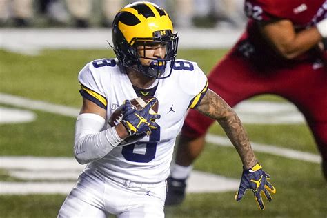 Mature, laser-focused Ronnie Bell leads Michigan’s receivers in 2021 - mlive.com