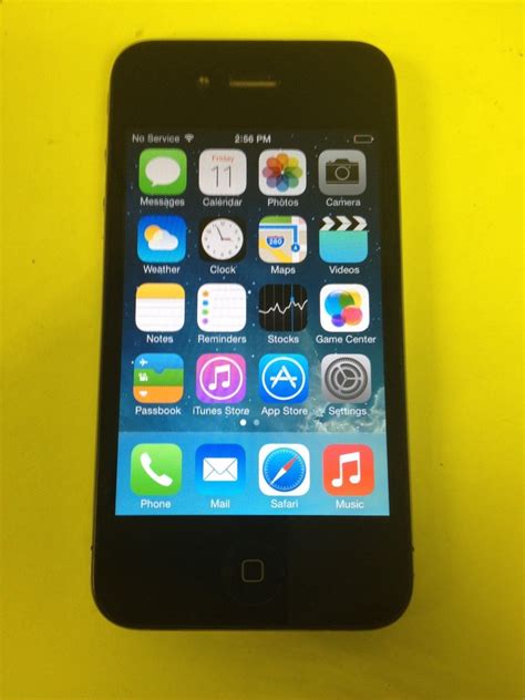 Apple iPhone 4 - 32GB - Black (AT&T) Smartphone | eBay | Iphone, Apple iphone 4, Apple iphone