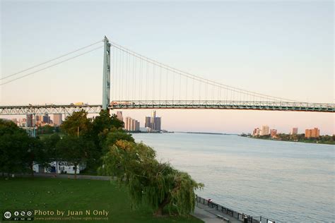 Aerial View of Ambassador Bridge from Riverside Park [DSC0… | Flickr