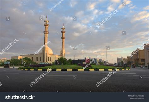 137 Sheikh Zayed Giza Images, Stock Photos & Vectors | Shutterstock