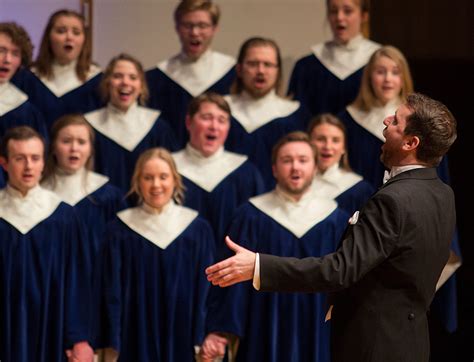 Luther College Nordic Choir releases album "Coming Home to the Light" | Luther College