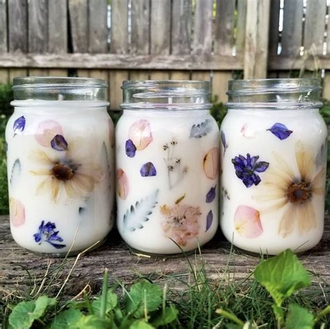 Beautiful Pressed Flower Mason Jar Candles | Memorial candle, Pressed ...