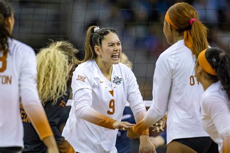 How to watch 2022 NCAA Volleyball Championship: Texas vs. Louisville