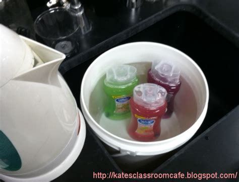 Liquid Experiments Kids Love! - Captivate Science