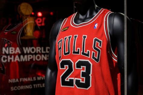 Michael Jordan's jersey from 1998 NBA Finals Game 1 sells for record ...