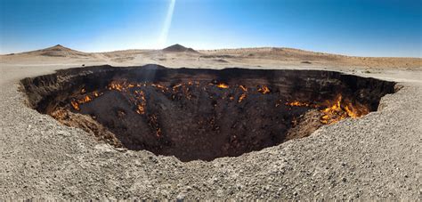 Forbidden Hitchhiking to the 'Door to Hell' in Turkmenistan | Offbeat Travelling