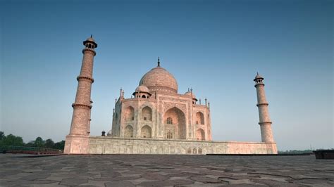 Taj Mahal at sunrise: India’s landmark monument of love | escape.com.au