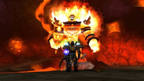 Molten Core - Ragnaros endboss fight 40 man raid @ level 90 - YouTube