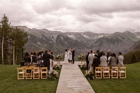 How to Plan an Intimate Wedding | Adventure Instead