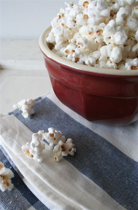 Popcorn Seasoning: Garlic Parmesan – Salty Canary