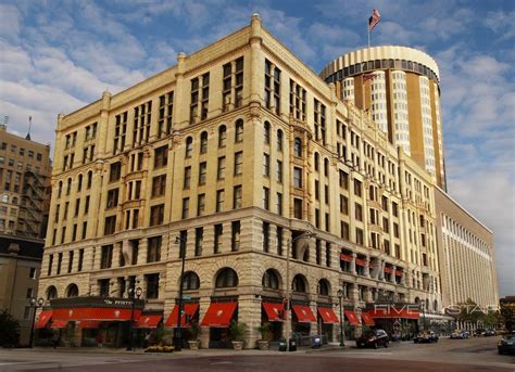 Photo Gallery for The Pfister Hotel Downtown in Milwaukee | Five Star Alliance