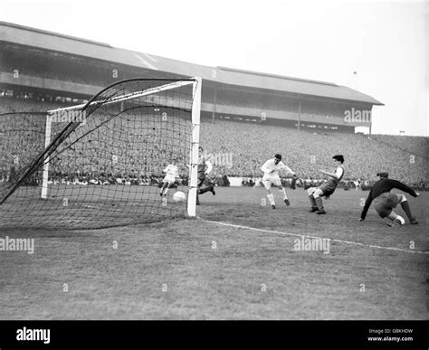 Real madrid third goal Black and White Stock Photos & Images - Alamy