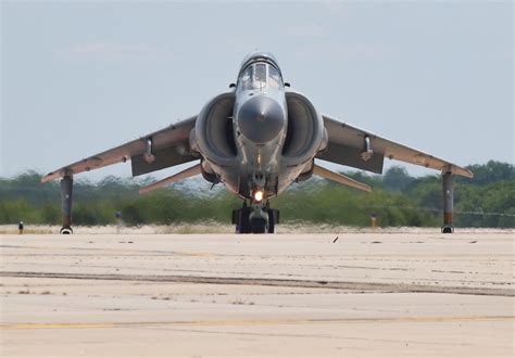 AV-8B Harrier II | The McDonnell Douglas (now Boeing) AV-8B … | Flickr