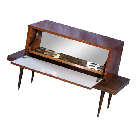 Mid-Century Modern Walnut Bar & Cabinet | Chairish