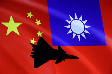 Taiwan sends up fighters as Chinese warplanes cross strait's median line