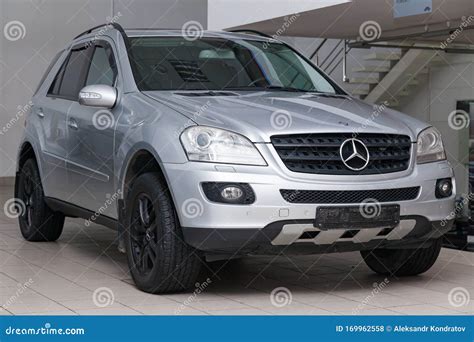 Silver Mercedes Benz ML350 M-class 2007 Year Front View with Dark Gray Interior in Excellent ...